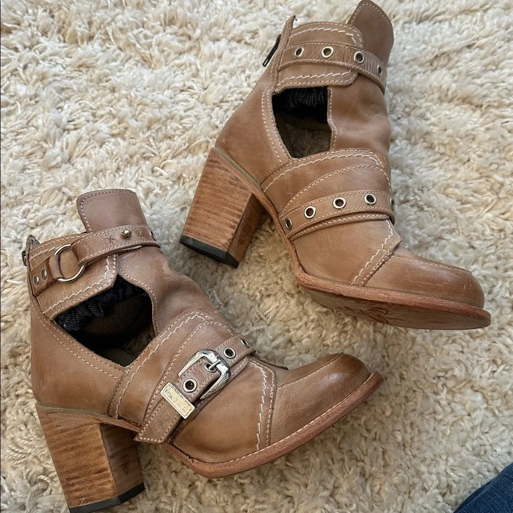 FREEBIRD Sonoma leather ankle boots 9 - Picture 3 of 11